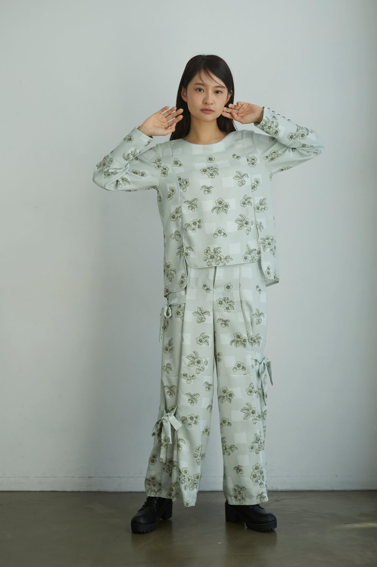 ”いちご園”リボンパンツ "The Strawberry Garden" Bows Pants
