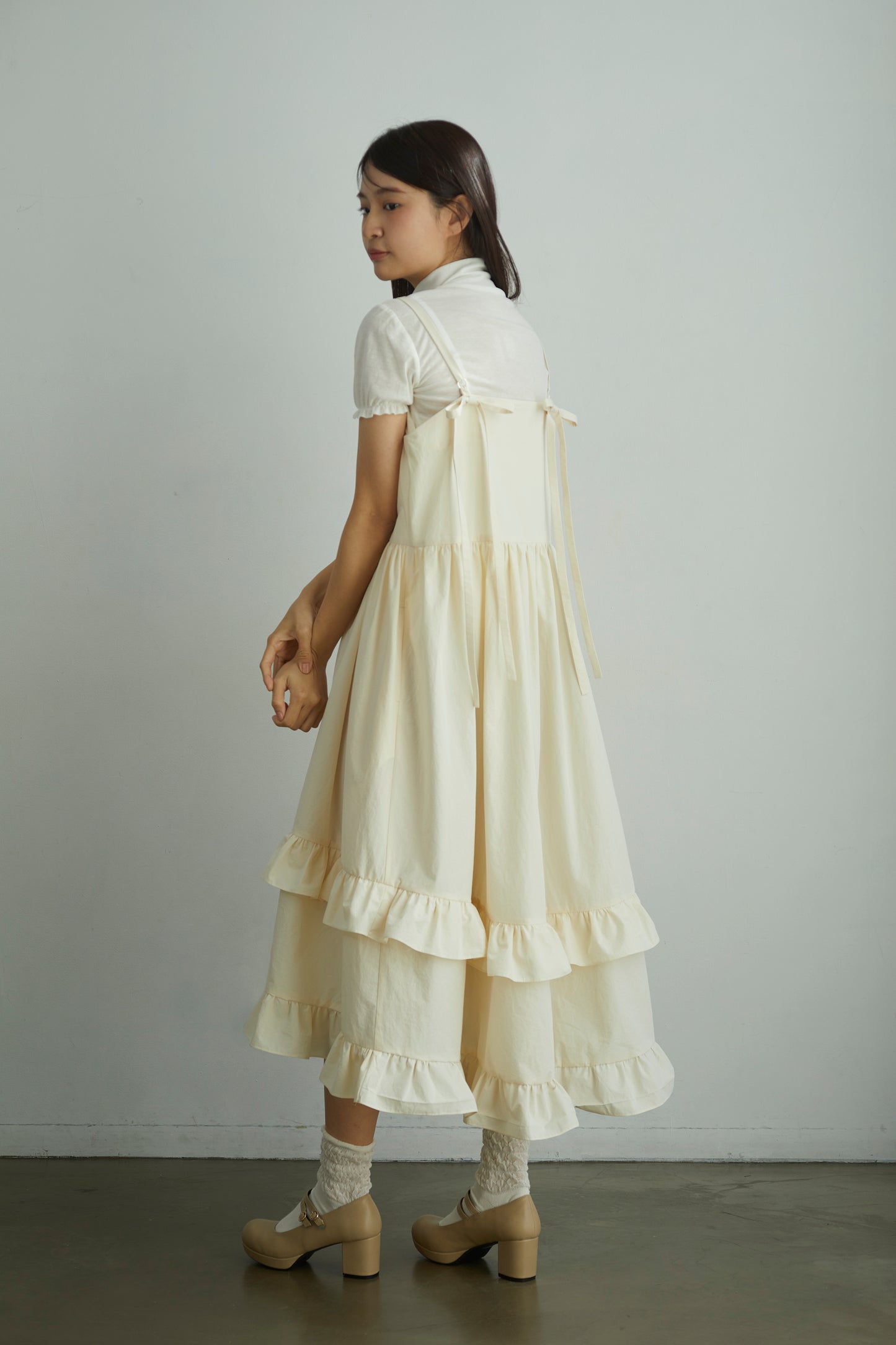 きなりのフリルワンピース Ecru Frill Dress