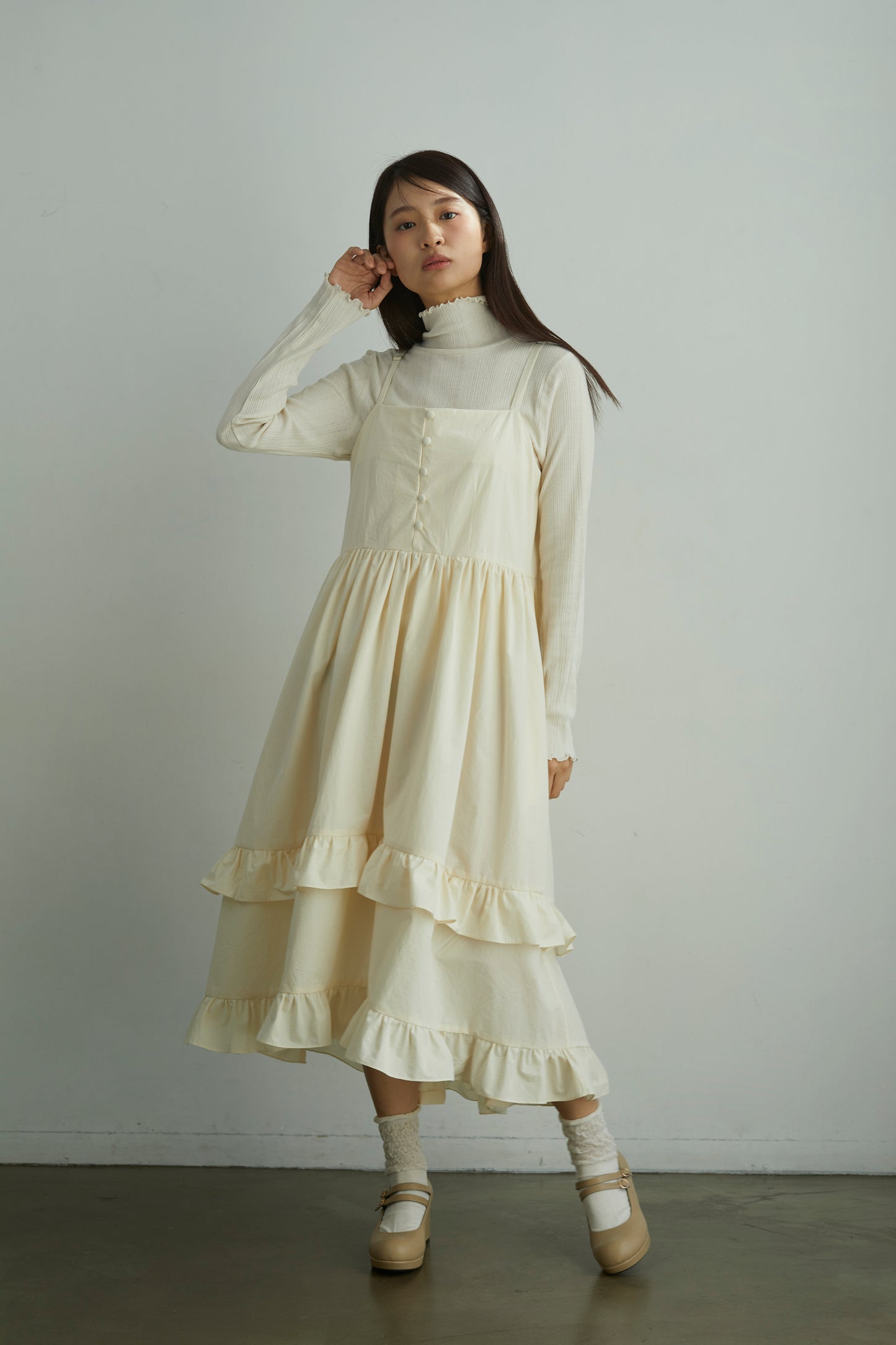 きなりのフリルワンピース Ecru Frill Dress