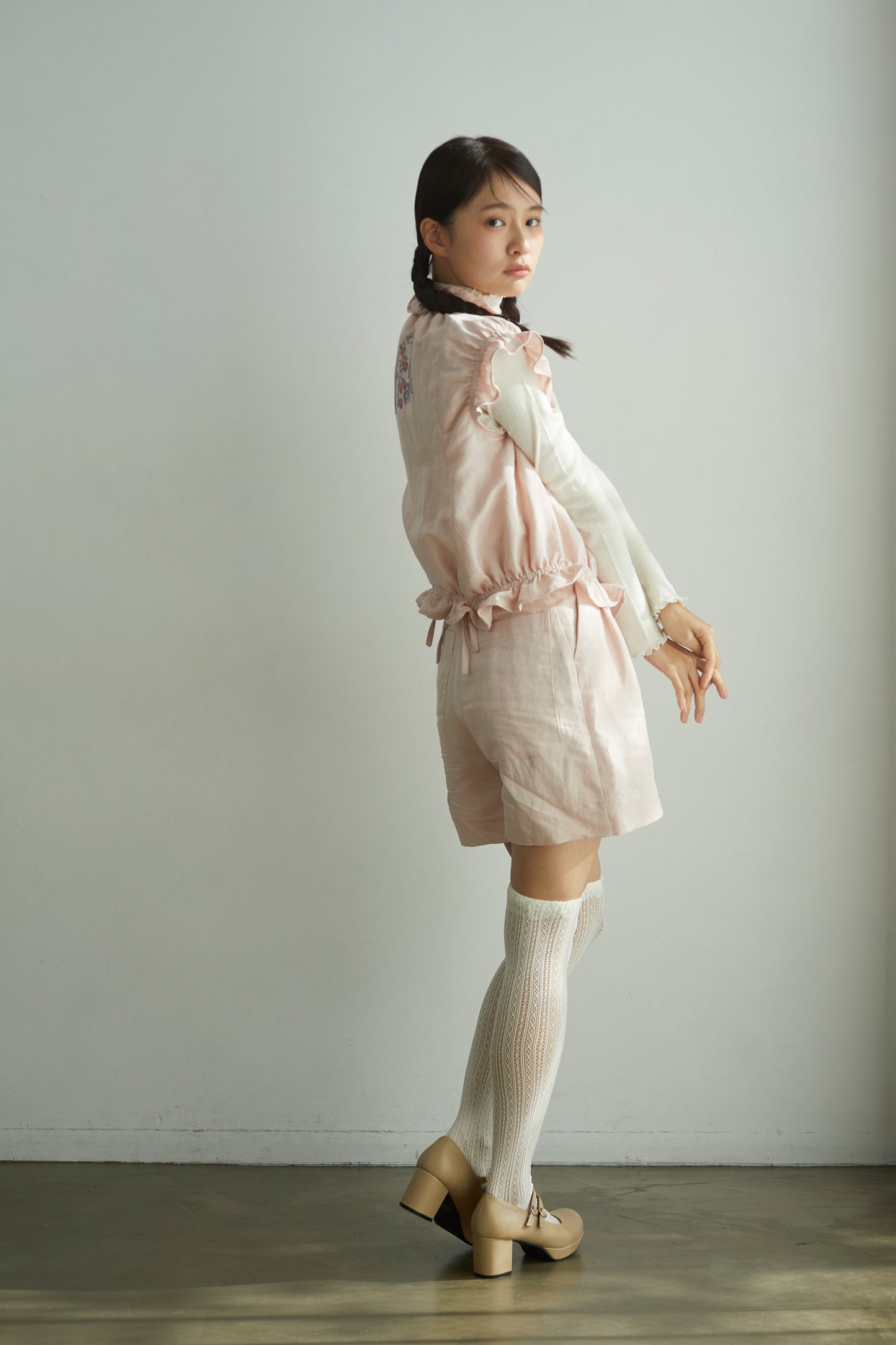 苺のチャイナ釦ブラウス Strawberry Chinese Knot Button Blouse