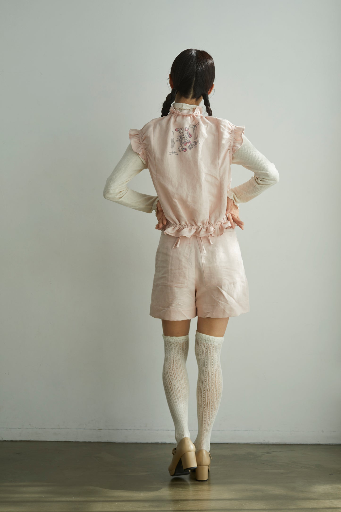 苺のチャイナ釦ブラウス Strawberry Chinese Knot Button Blouse
