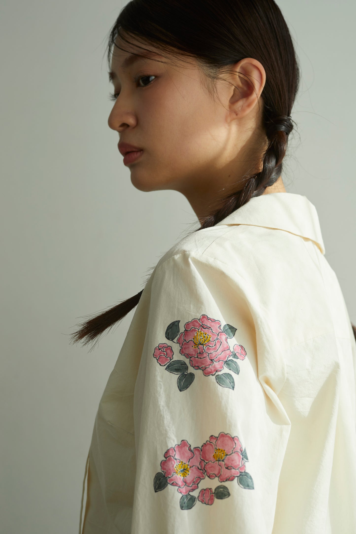 山茶花のボウタイシャツ Camellia Sasanqua Shirt