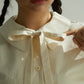山茶花のボウタイシャツ　Camellia Sasanqua Shirt